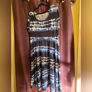 LuLaRoe Navy and White Tie-Dye Maxi Dress 3XL